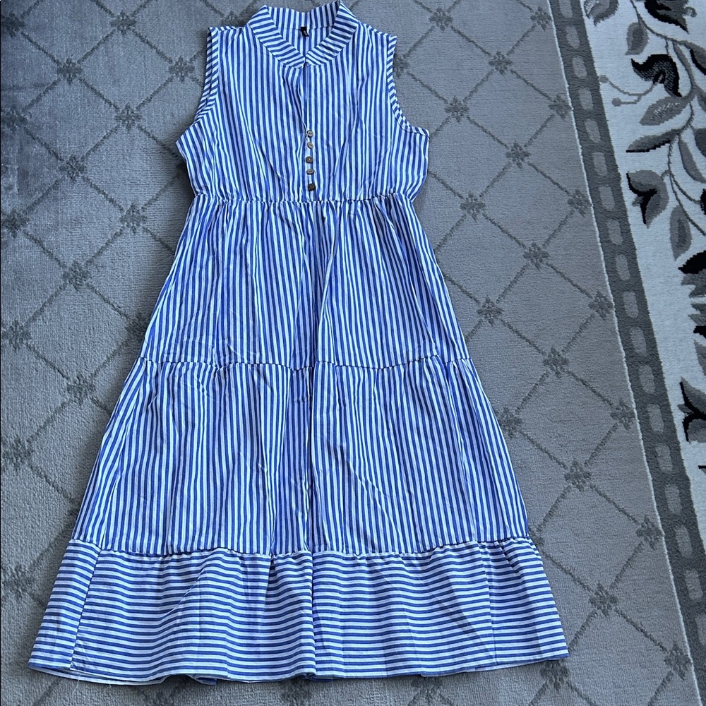 Brovave Elegant Blue Striped Midi Dress